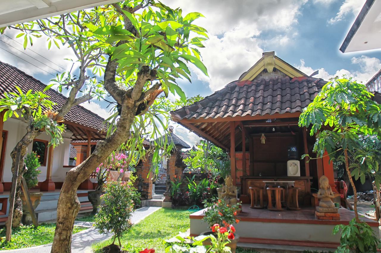 Halaman Depan Hostel Ubud Exterior foto